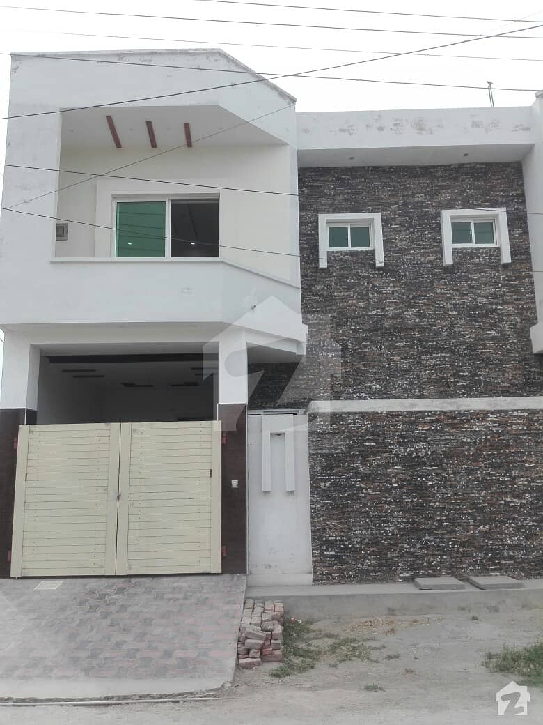 ایڈن گارڈنز فیصل آباد میں 3 کمروں کا 4 مرلہ مکان 1 کروڑ میں برائے فروخت۔