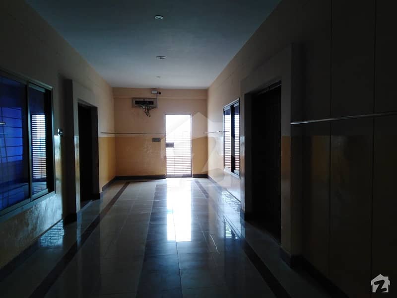1.5 Marla Flat For Rent At Qureshi Arched Plaza Main Khushab Road