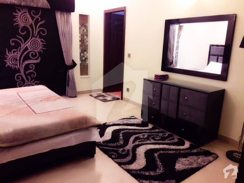غازی روڈ کینٹ لاہور میں 2 کمروں کا 4 مرلہ مکان 12 ہزار میں کرایہ پر دستیاب ہے۔