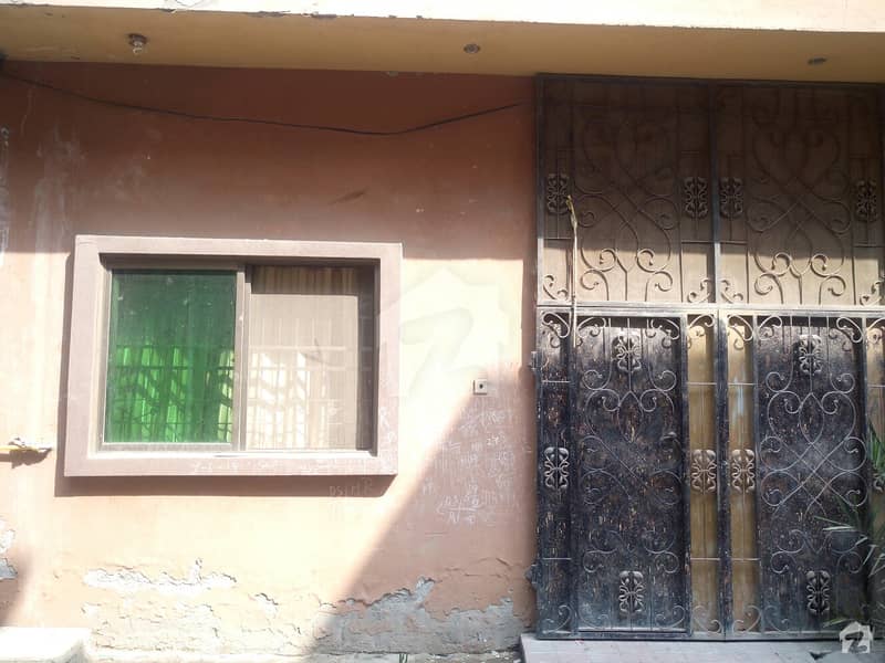 مہر فیاض کالونی لاہور میں 3 کمروں کا 2 مرلہ مکان 55 لاکھ میں برائے فروخت۔