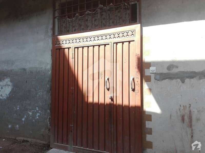 وکیل کالونی اسلام آباد ہائی وے راولپنڈی میں 4 کمروں کا 2 مرلہ مکان 28 لاکھ میں برائے فروخت۔