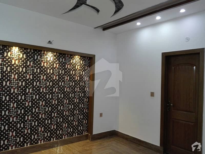 کینال گارڈن لاہور میں 4 کمروں کا 5 مرلہ مکان 40 ہزار میں کرایہ پر دستیاب ہے۔