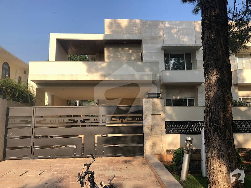 E7 HOUSE FOR SALE E7 HOUSE FOR SALE