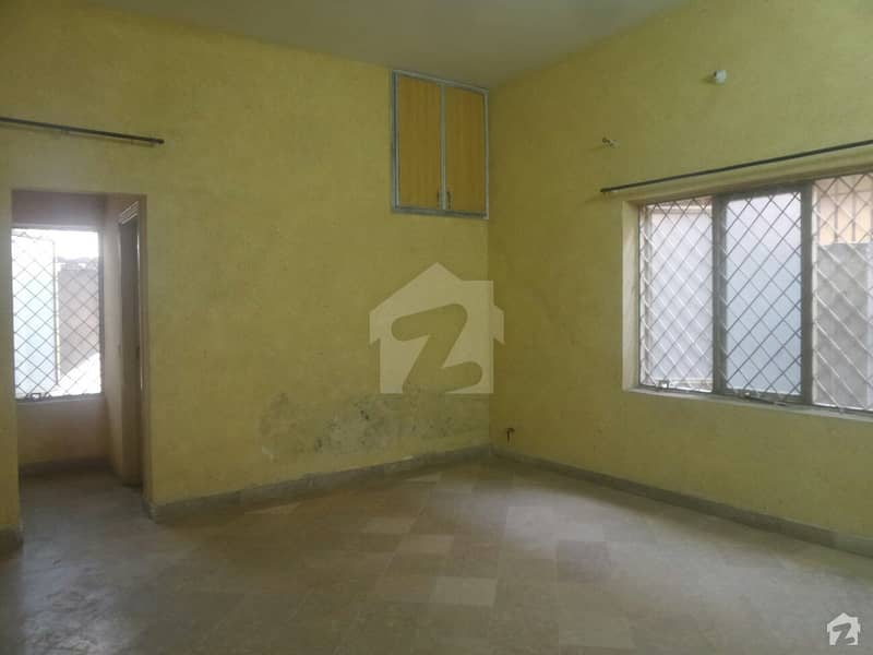 House Is Available For Sale In Samarzar Housing Society