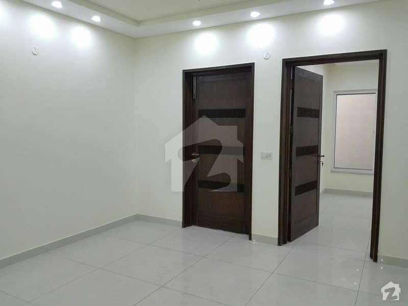 ایڈن ویلی فیصل آباد میں 3 کمروں کا 5 مرلہ مکان 1.25 کروڑ میں برائے فروخت۔