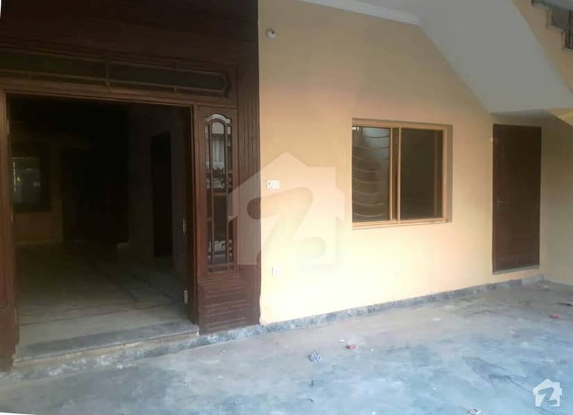 House Is Available For Sale In Samarzar Housing Society