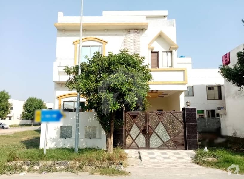 A Beautifully Built House At Good Location