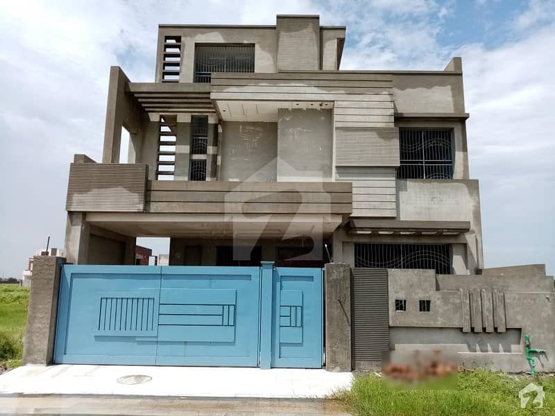 House Is Available For Sale In Garden Town