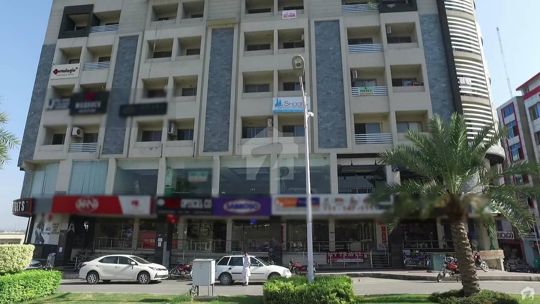 بحریہ ٹاؤن ۔ سوِک سینٹر بحریہ ٹاؤن فیز 4 بحریہ ٹاؤن راولپنڈی راولپنڈی میں 6 مرلہ دکان 4 کروڑ میں برائے فروخت۔ بحریہ ٹاؤن ۔ سوِک سینٹر بحریہ ٹاؤن فیز 4 بحریہ ٹاؤن راولپنڈی راولپنڈی میں 6 مرلہ دکان 4 کروڑ میں برائے فروخت۔