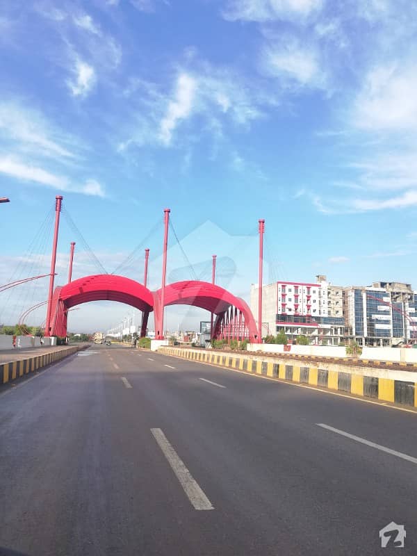 Gulberg Greens 11 Kanal Commercial Plot for Petrol Pump on Main Gulberg Express way for sale