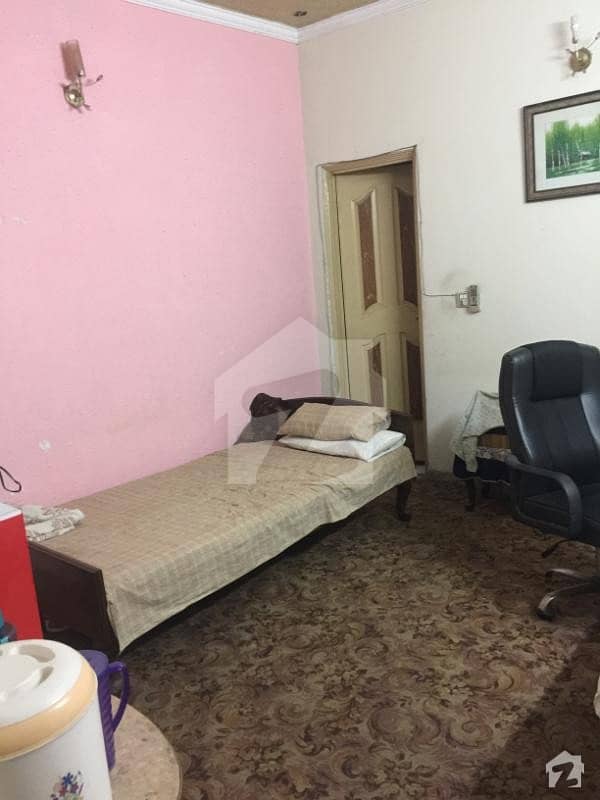 One furnished room with attach bathroom near Emporium mall