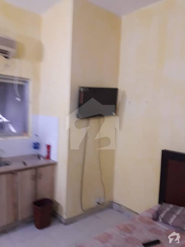 full furnished studio flat available for rent in johar