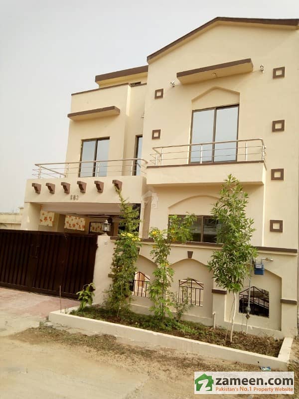 House in Usman Block Phase 8 Bahria Town Phase 8 Usman Block, Bahria