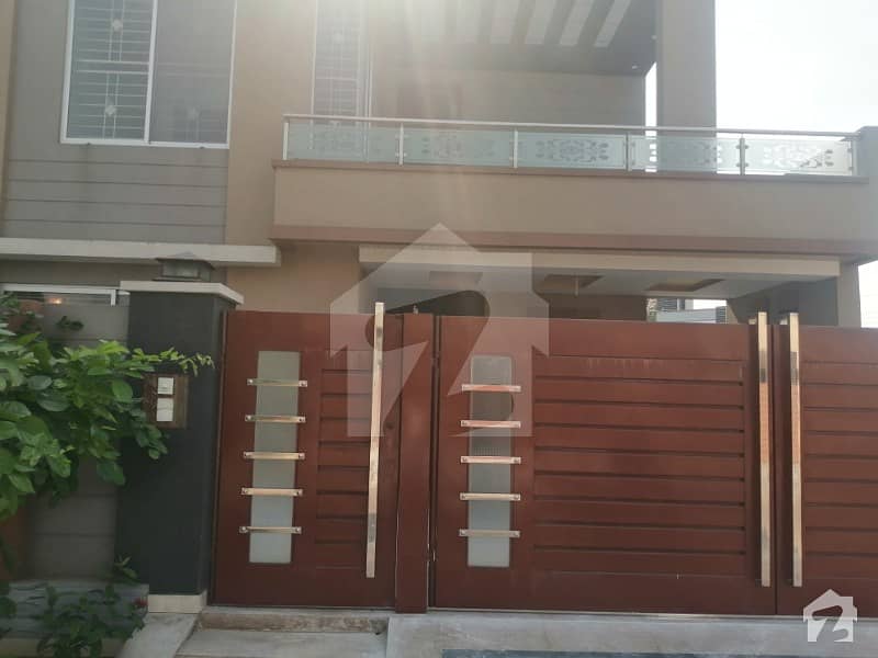 10 Marla Brand New House available for sale in central Park G Block