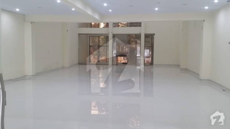 Commercial Plaza For Sale In It Center G-8