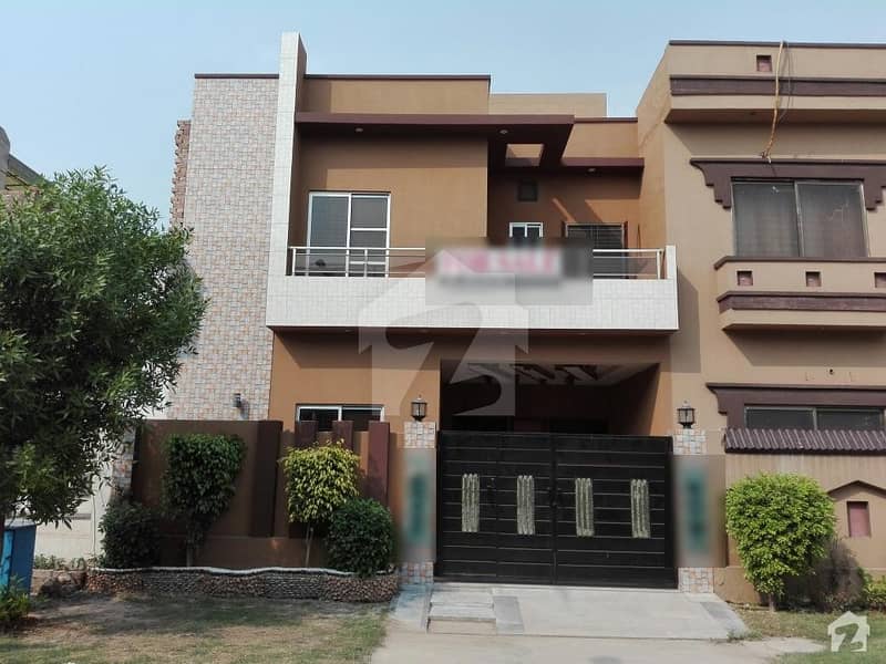 پارک ویو ولاز ۔ ٹوپز بلاک پارک ویو ولاز لاہور میں 3 کمروں کا 5 مرلہ مکان 1.2 کروڑ میں برائے فروخت۔