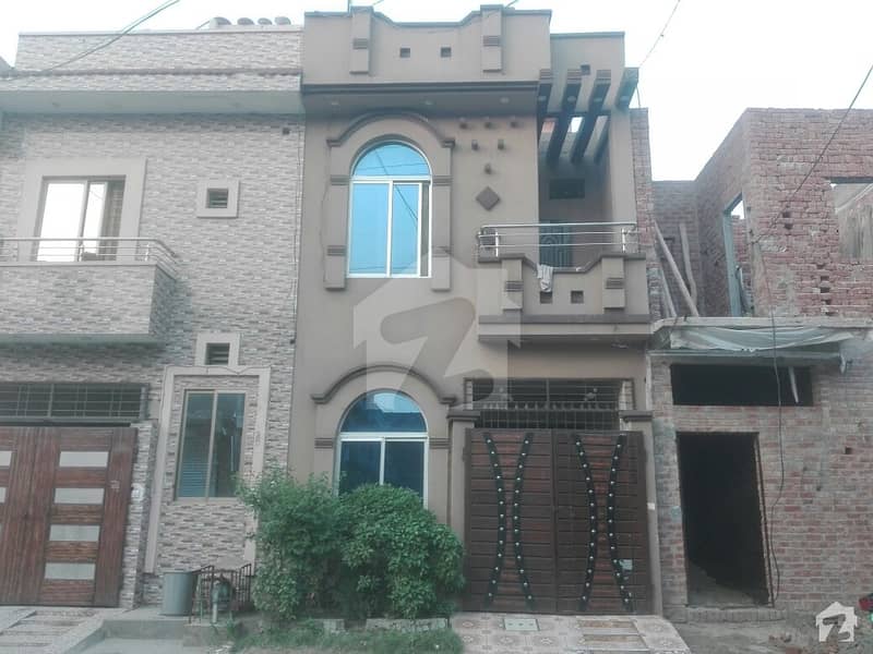 لالہ زار لاہور میں 3 کمروں کا 3 مرلہ مکان 60 لاکھ میں برائے فروخت۔
