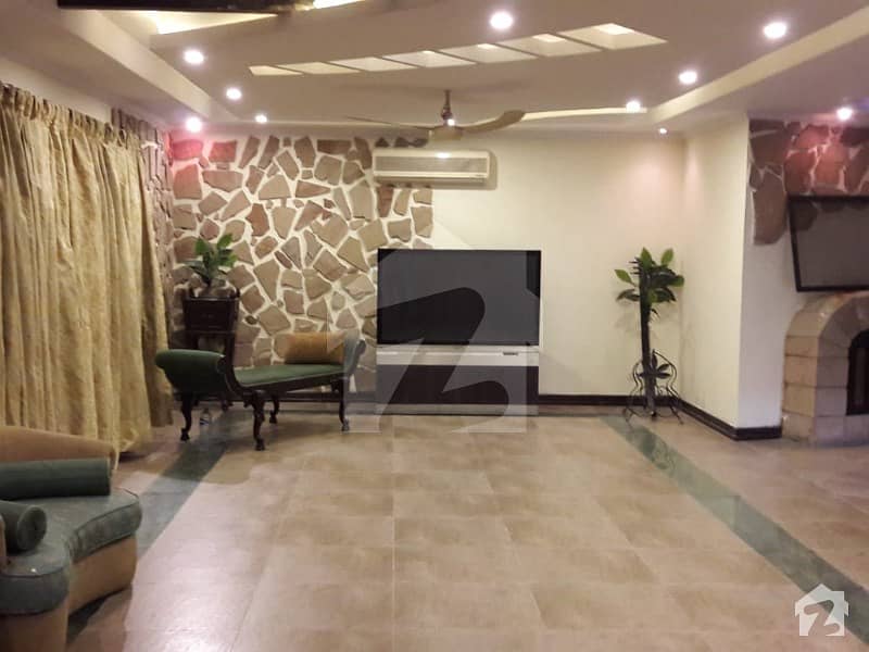 2 Kanal Fully Furnished House For Rent