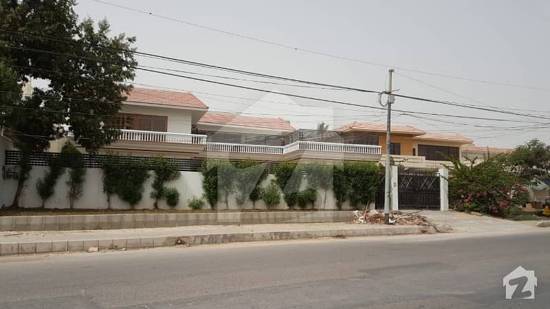 Old House For Sale In Zamzama Army Houseing Scheme