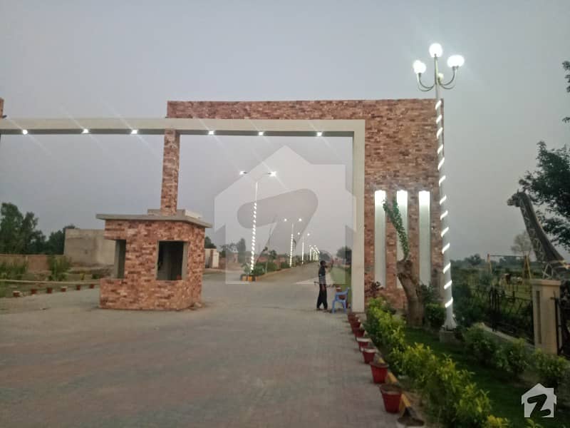 Plot For Sale In Royal City Faisalabad Plot For Sale In Royal City Faisalabad