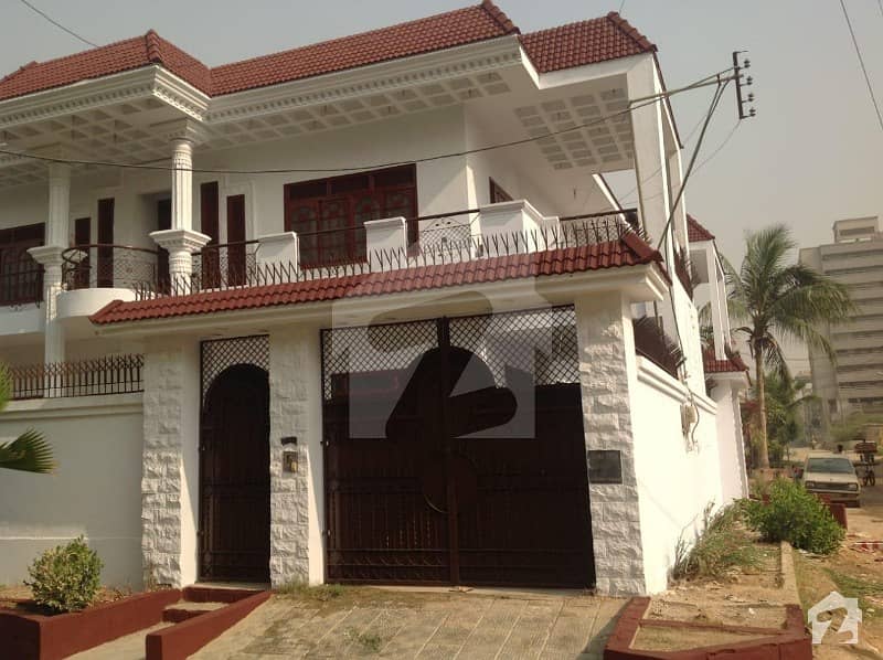 600 SQYD 3 SIDE CORNER HOUSE FOR SALE AT GULISTAN E JOHAR