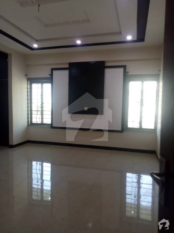 10 Marla Upper Portion Available For Rent