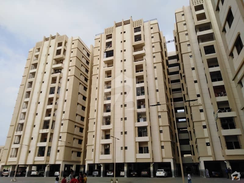 Saima Jinnah Avenue Flat Is Available For Sale