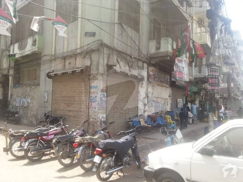 CC-62 2250 Sq Ft Two Side Corner Shop On Main Plaza Road Ideal For Banks