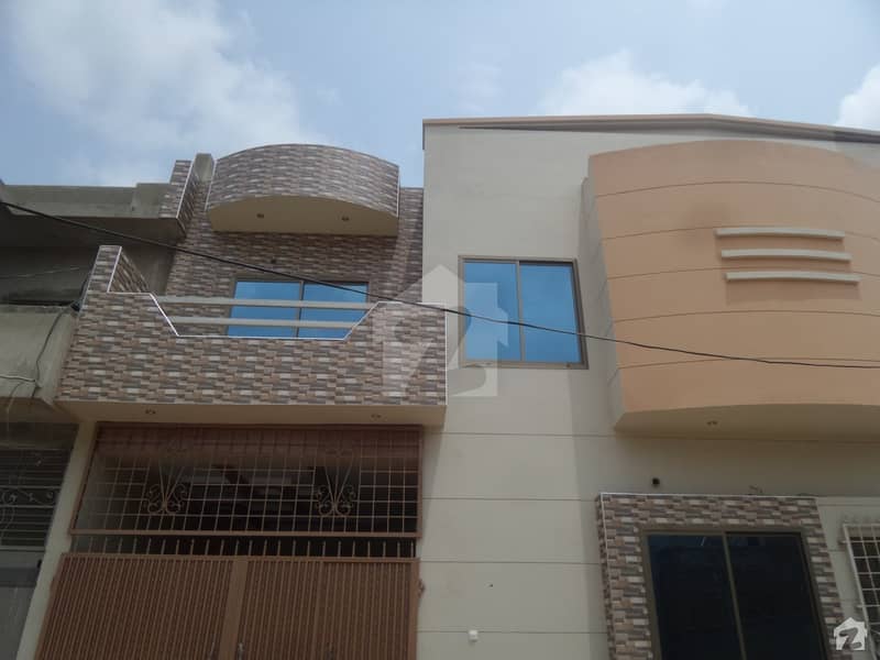 شاہ دین روڈ اوکاڑہ میں 4 کمروں کا 5 مرلہ مکان 80 لاکھ میں برائے فروخت۔