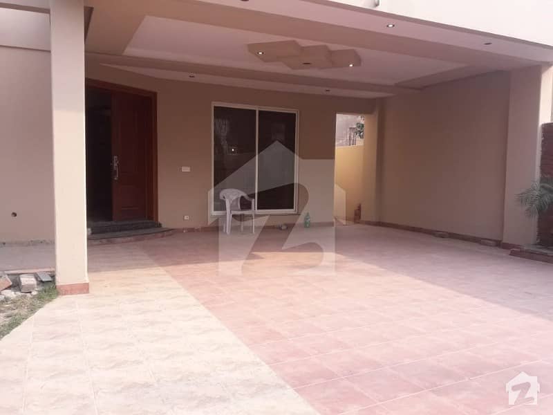 1 Kanal Bungalow Near Commercial Market Available For Rent In DHA Phase 4  GG