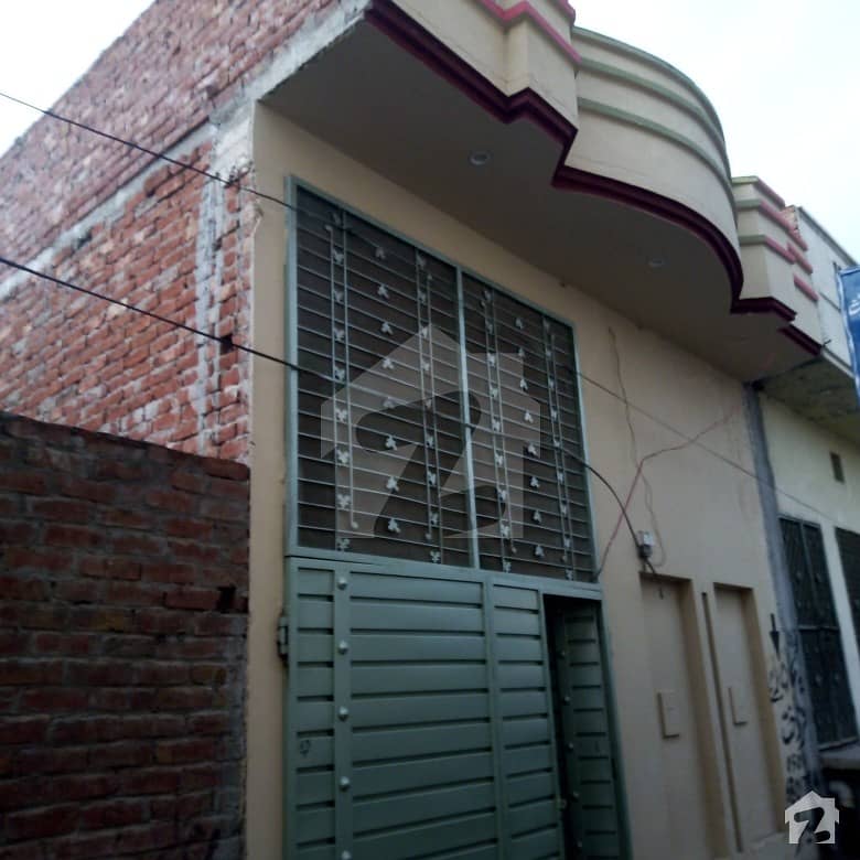 لاہور - شیخوپورہ - فیصل آباد روڈ شیخوپورہ میں 3 کمروں کا 4 مرلہ مکان 30 لاکھ میں برائے فروخت۔
