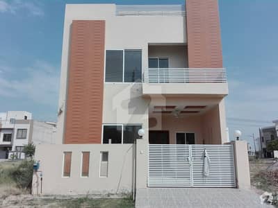 A Beautifully Built House At Good Location A Beautifully Built House At Good Location