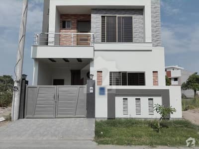 A Beautifully Built House At Good Location A Beautifully Built House At Good Location