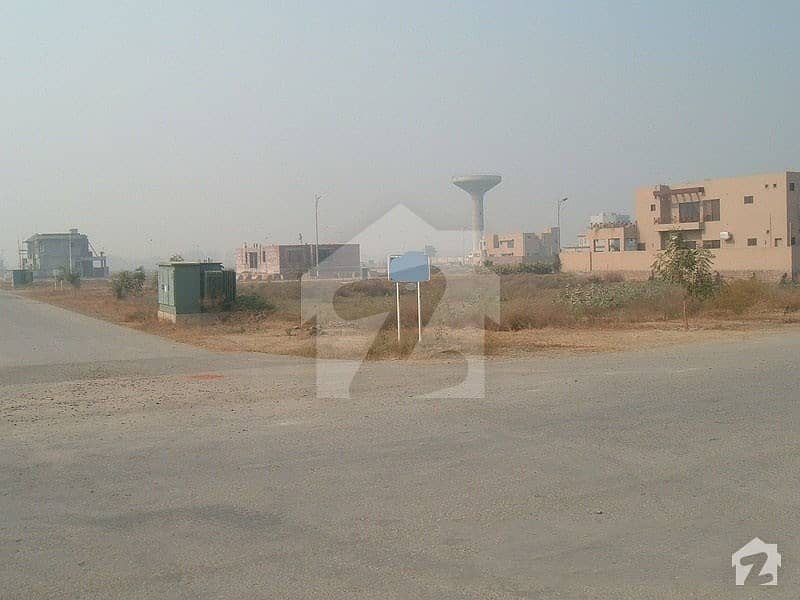 Two Kanal Modern Location Pair Plot No 1001 And 1002 For Sale
