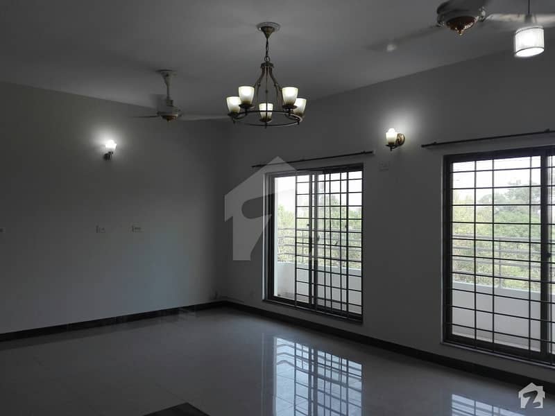 7th Floor Flat Available For Sale In Askari 11