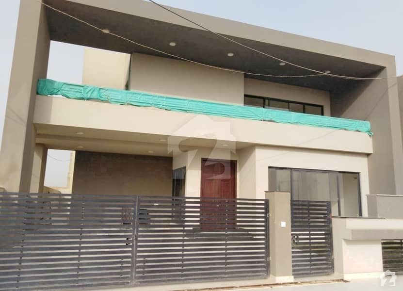 Villa Is Available For Sale In Bahria Town Karachi