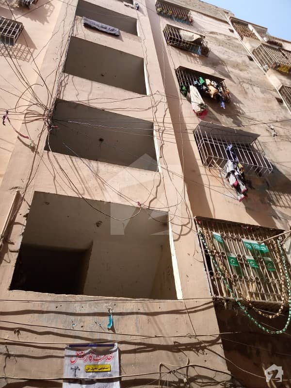 ناگن چورنگی نارتھ ناظم آباد کراچی میں 3 کمروں کا 5 مرلہ فلیٹ 40 لاکھ میں برائے فروخت۔