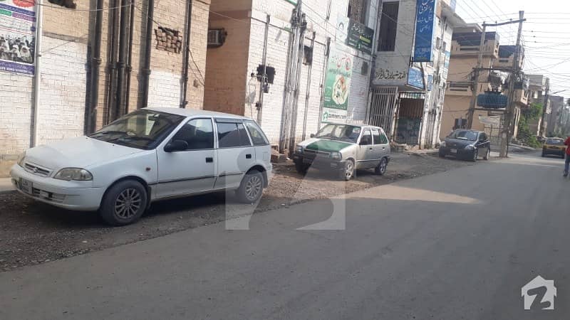 peshawar hayat abad phase 6 sector F8 near bangish market masque 5mrla upar parshan for rent