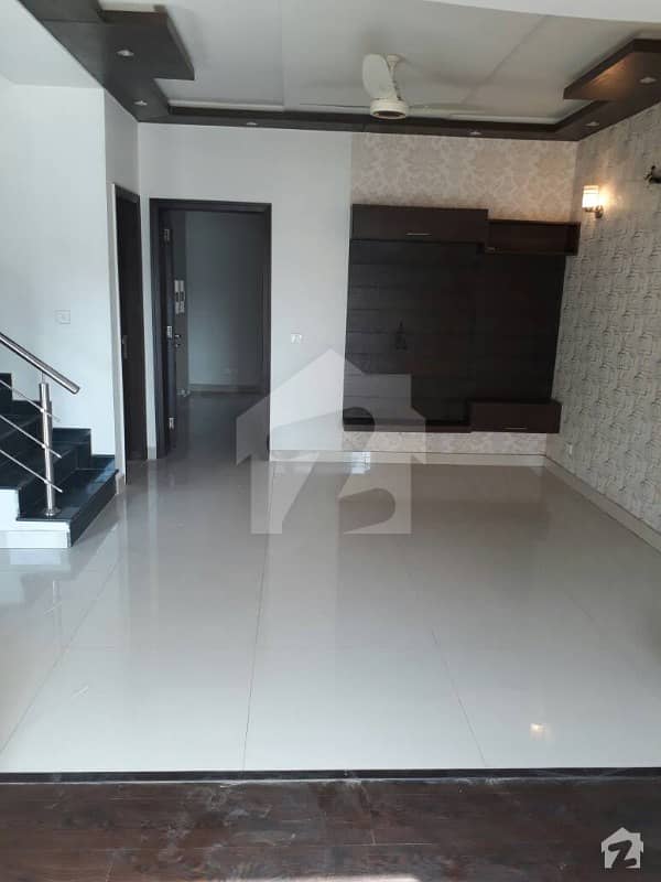 5 Marla Bungalow For Rent In DHA Defence Phase 9 Town