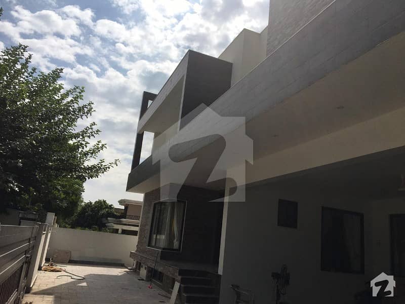 Al Shahzad Real Estate Offers 2 Kanal Spacious Beautiful Portion For Rent In F6 Islamabad