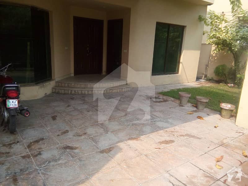 Rana Builders Offer 12 Marla House For Rent In Cantt