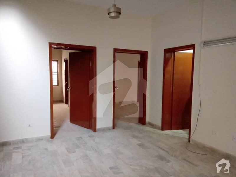 10 Marla House Near Commercial Market For Rent In Dha Phase 1