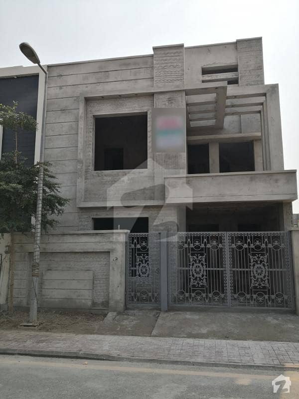 5 Marla Strong Grey Structure House For Sale