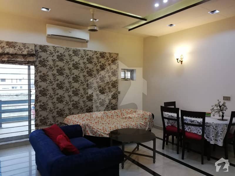 Super Hot Option 1 Kanal 3 Bed Upper Portion Available For Rent