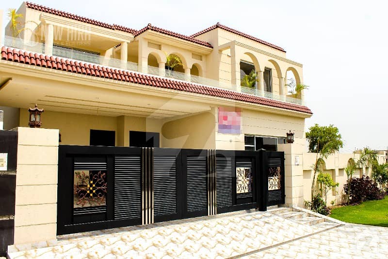 Designer Bungalow For Sale At 100 Feet Road