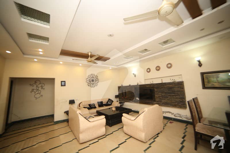 اسٹیٹ لائف ہاؤسنگ فیز 1 اسٹیٹ لائف ہاؤسنگ سوسائٹی لاہور میں 5 کمروں کا 10 مرلہ مکان 1.85 کروڑ میں برائے فروخت۔