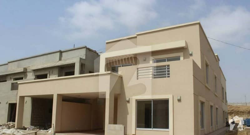 Main Boulevard Villa For Sale In Precinct 10A