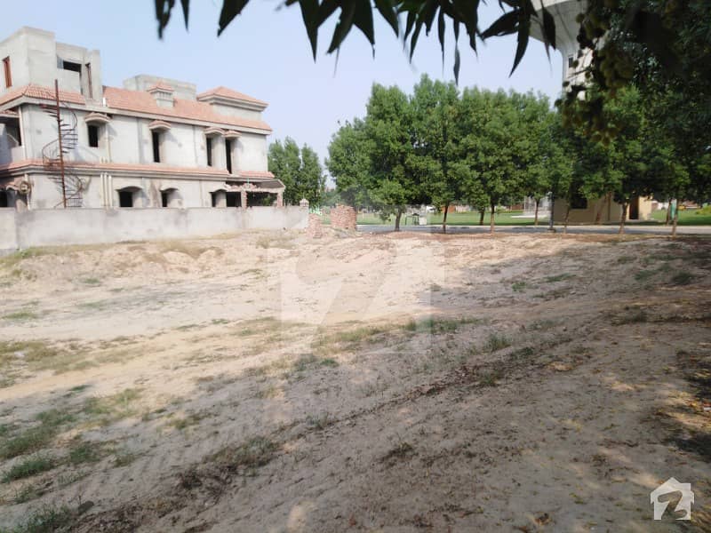 1 Kanal Plot Close To Park EE Block Sector D Bahria Town Lahore