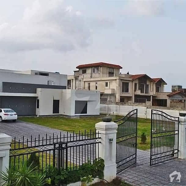 10 Marla Develop Possession Plot For Sale In Gulberg Residencia Gulberg Residencia Block T