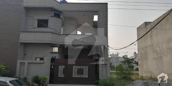 ایس اے گارڈنز جی ٹی روڈ لاہور میں 3 کمروں کا 6 مرلہ مکان 89 لاکھ میں برائے فروخت۔ ایس اے گارڈنز جی ٹی روڈ لاہور میں 3 کمروں کا 6 مرلہ مکان 89 لاکھ میں برائے فروخت۔